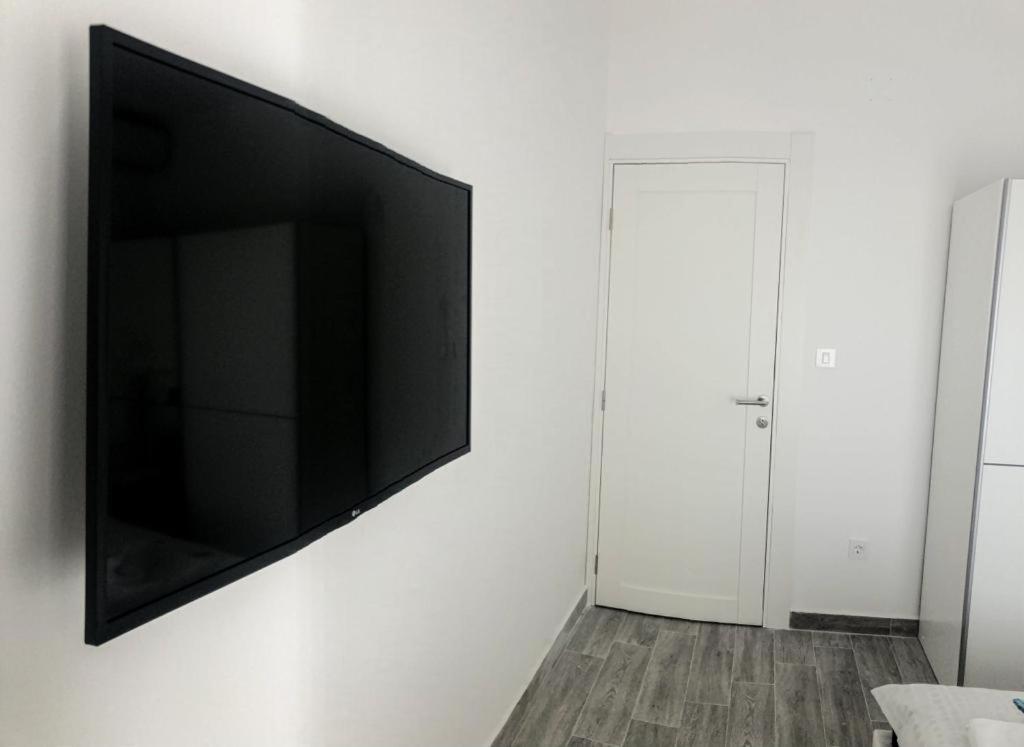 Apartmani Cupara Tivat Eksteriør billede
